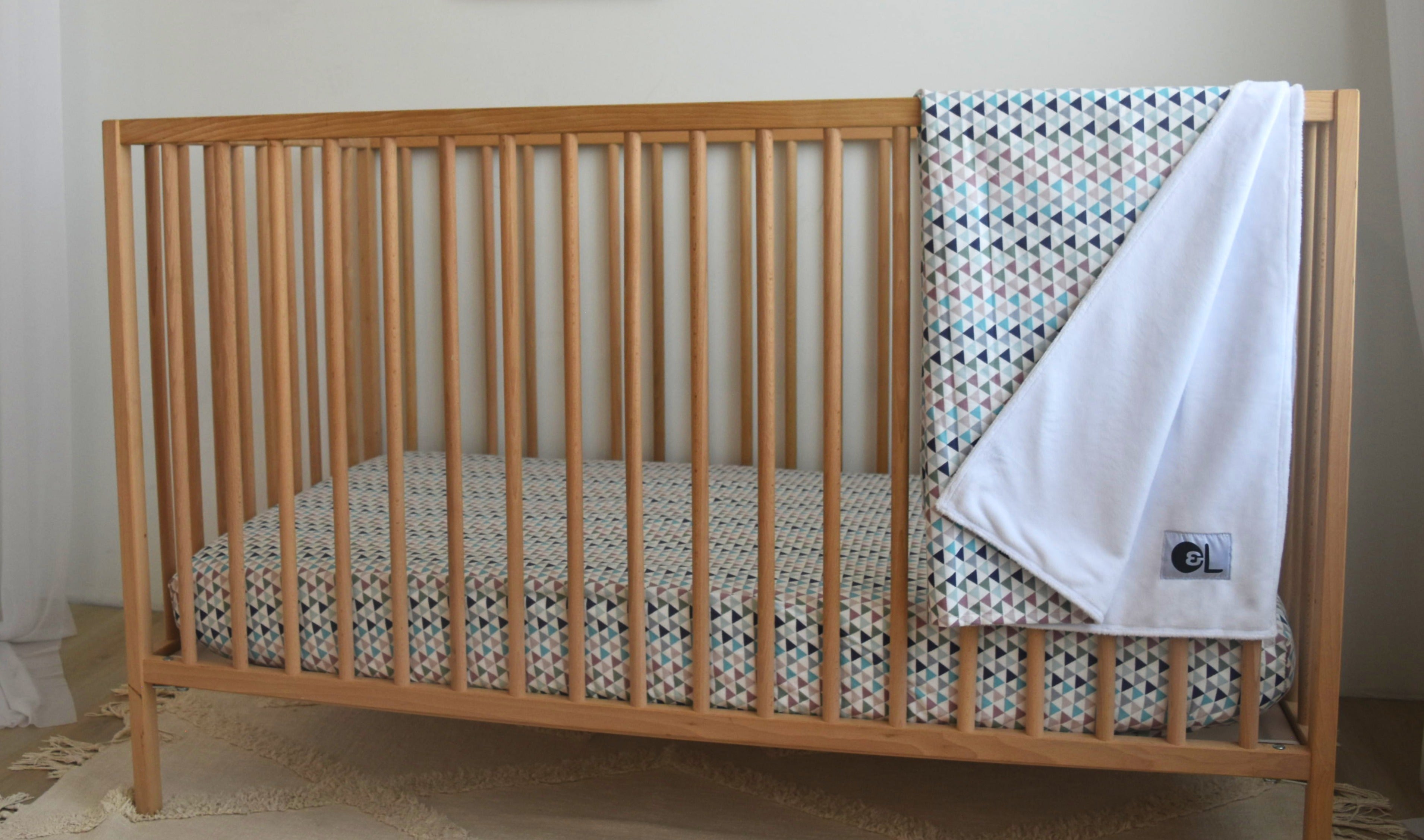 Prism Nest Deluxe Crib Bedding Set